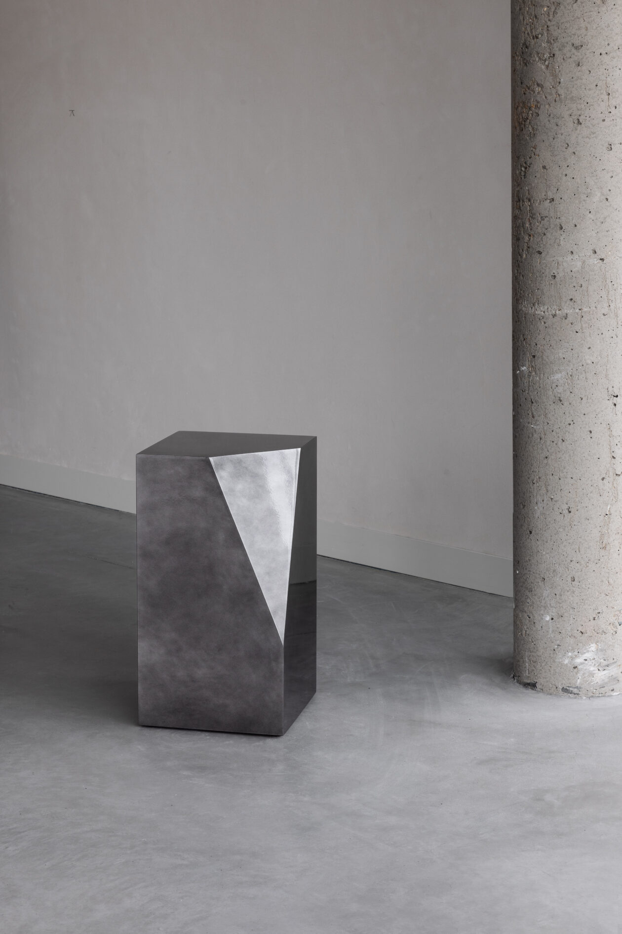 hadge-bevel-side-table-chrome